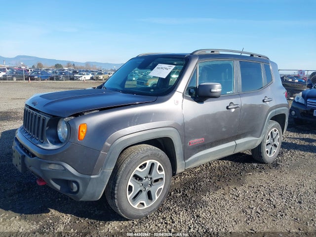Jeep Renegade Trailhawk 2016 ZACCJBCT5GPC88484 Image 2
