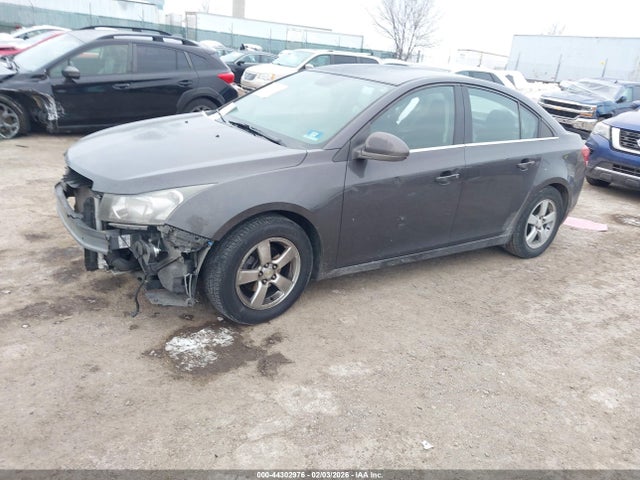 Chevrolet Cruze 1lt Auto 2015 1G1PC5SB7F7136359 Image 2