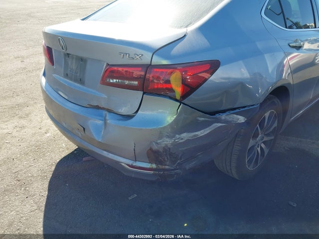 Acura TLX 2016 19UUB1F35GA014629 Image 17