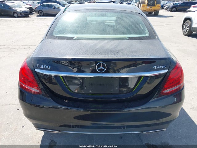 Продажа на аукционе авто 2015 Mercedes-benz C-class C 300, vin: 55SWF4KB5FU079768, номер лота: 44302994