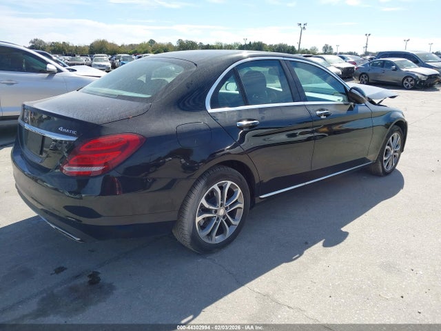 2015 MERCEDES-BENZ C-CLASS 55SWF4KB5FU079768 Photo 3