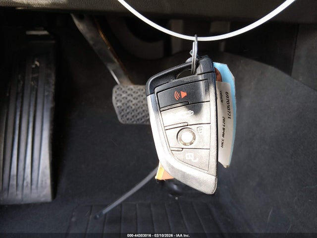 2023 Bmw 330i მანქანა იყიდება აუქციონზე, vin: 3MW69FF0XP8D17906, აუქციონის ნომერი: 44303016