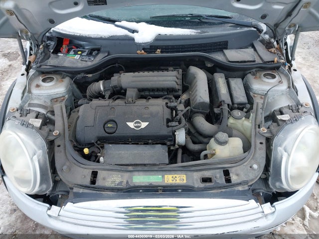 2009 MINI COOPER CLUBMAN WMWML33509TX34633 Photo 9