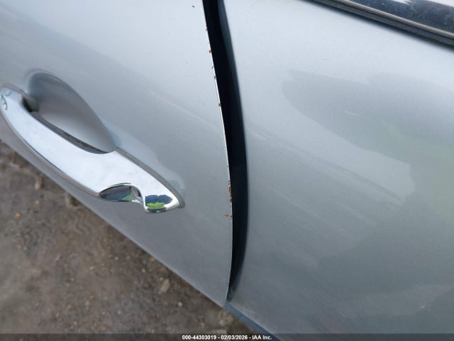 2009 MINI COOPER CLUBMAN WMWML33509TX34633 Photo 5