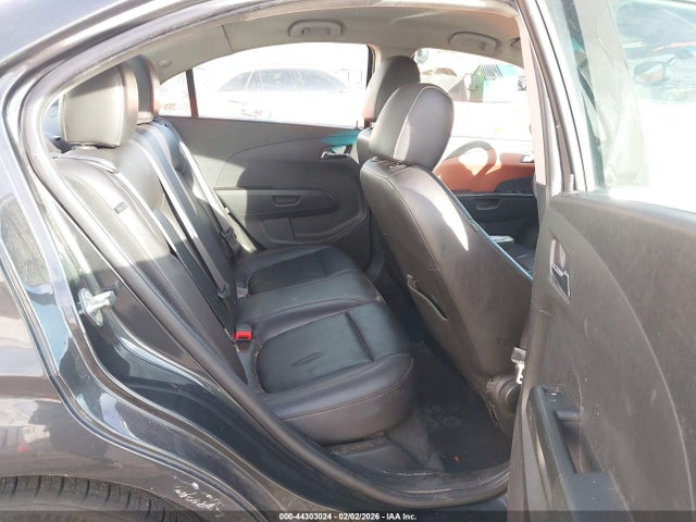 1G1JE5SBXF4203702 Chevrolet Sonic Ltz Auto
