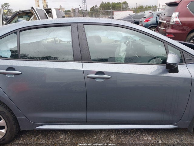 Toyota COROLLA LE 2026 5YFB4MDE0TP385743 Image 13