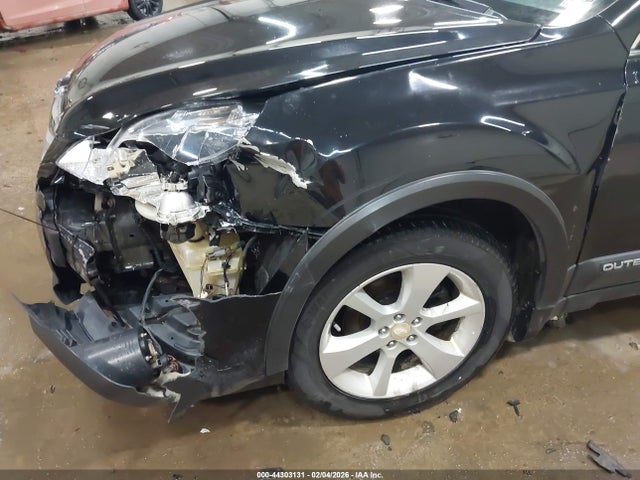 Продаж на аукціоні авто 2014 Subaru Outback 2.5i Premium, vin: 4S4BRBDC4E3204266, номер лоту: 44303131
