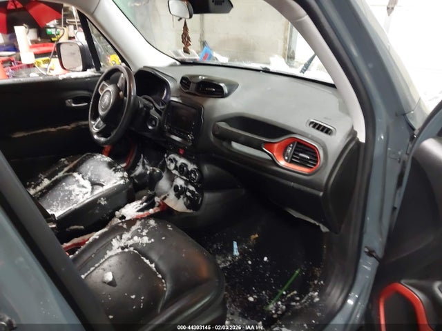 Aukcja sprzedaży 2015 Jeep Renegade Trailhawk, vin: ZACCJBCT9FPB85728, numer aukcji: 44303145