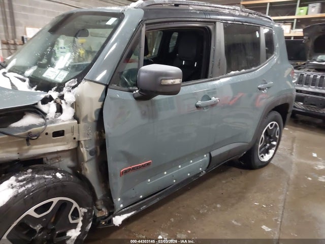 Aukcja sprzedaży 2015 Jeep Renegade Trailhawk, vin: ZACCJBCT9FPB85728, numer aukcji: 44303145