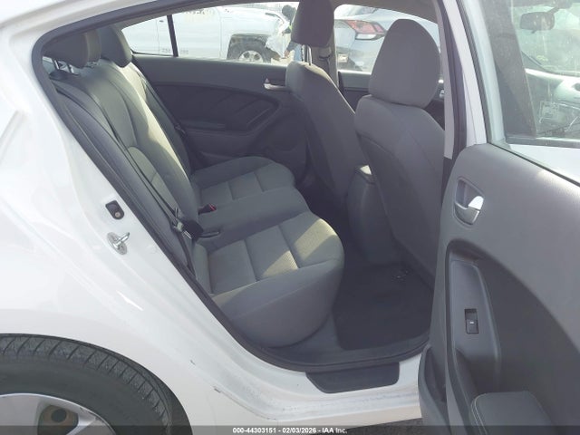 Aukcja sprzedaży 2017 Kia Forte Lx, vin: 3KPFK4A79HE102231, numer aukcji: 44303151