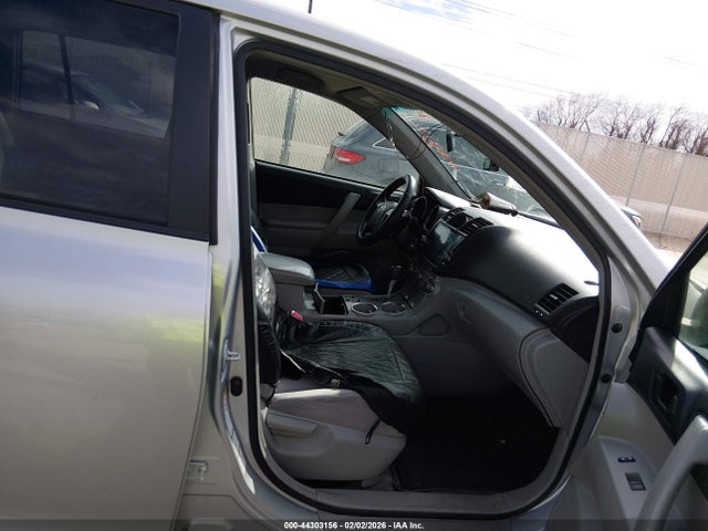 2010 TOYOTA HIGHLANDER JTEBK3EH2A2155279 Photo 4