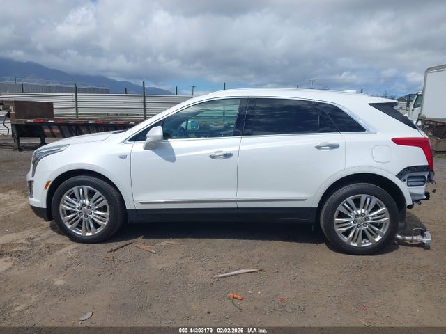 1GYKNCRS5HZ107370 Cadillac Xt5 Premium Luxury