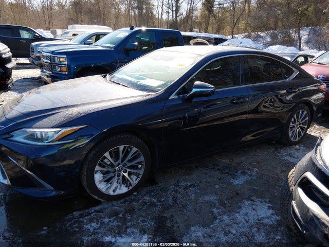 2019 Lexus Es 350 მანქანა იყიდება აუქციონზე, vin: 58ABZ1B17KU050372, აუქციონის ნომერი: 44303196