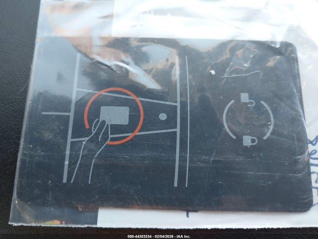 2021 TESLA MODEL Y 5YJYGDEF8MF245168 Photo 10