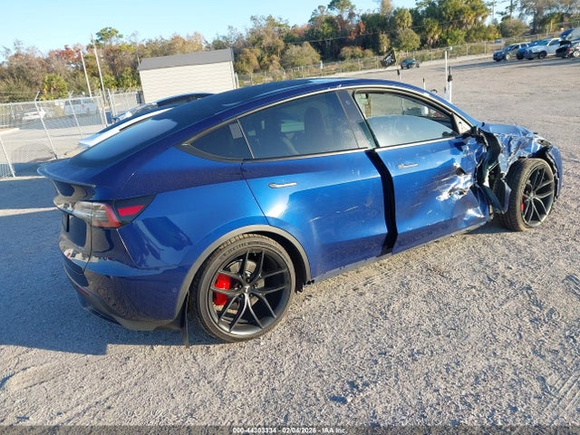 2021 TESLA MODEL Y 5YJYGDEF8MF245168 Photo 3