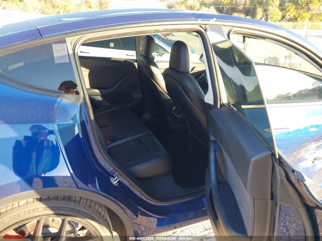 2021 TESLA MODEL Y 5YJYGDEF8MF245168 Photo 7