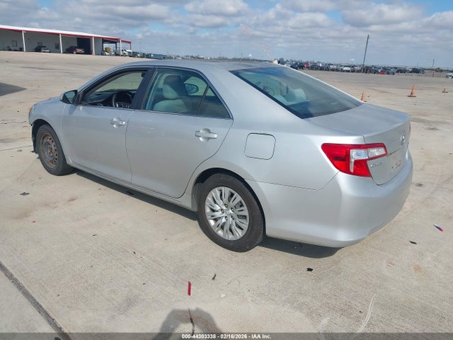 Toyota CAMRY LE 2014 4T4BF1FK8ER359992 Image 3