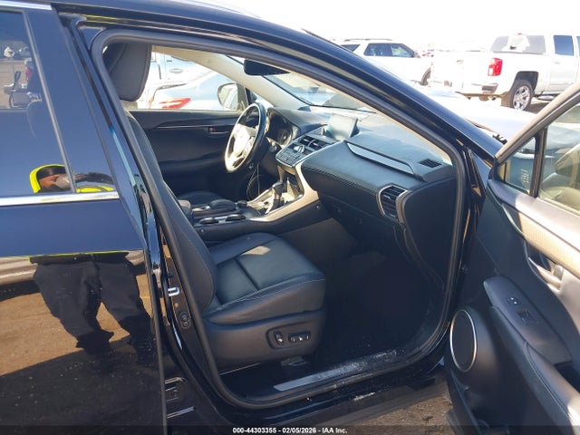 2017 Lexus Nx 200t მანქანა იყიდება აუქციონზე, vin: JTJYARBZ3H2070234, აუქციონის ნომერი: 44303355