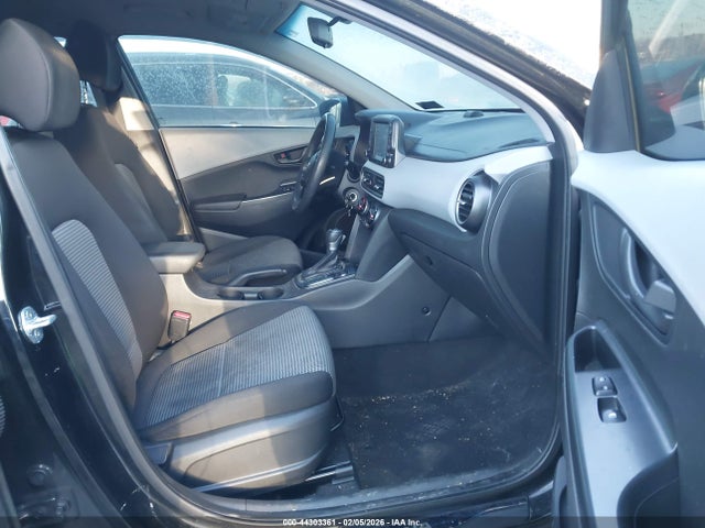 KM8K1CAA1JU114352 Hyundai Kona Se