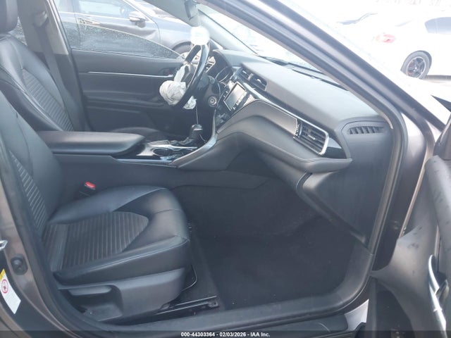 2019 TOYOTA CAMRY 4T1B11HKXKU217953 Photo 4