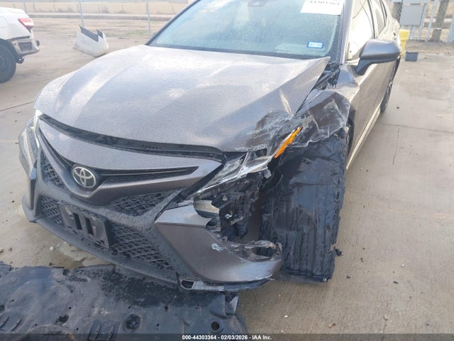 2019 TOYOTA CAMRY 4T1B11HKXKU217953 Photo 5