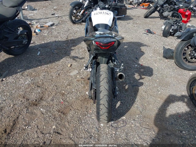 MH3RH15Y8HK003136 Yamaha Yzfr3 A