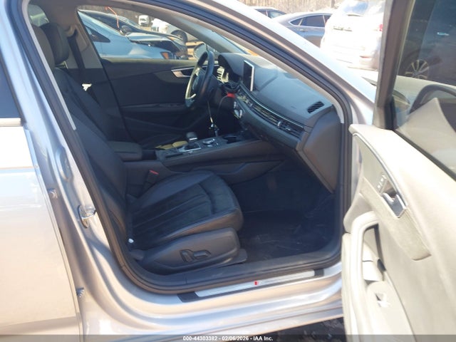 2018 AUDI A4 WAUKMAF40JN020375 Photo 4