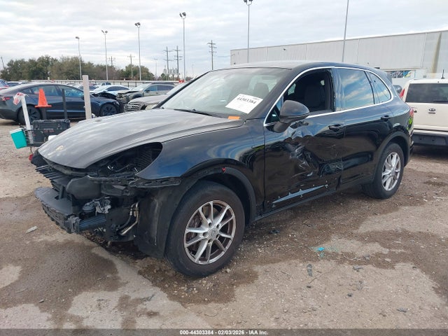 2016 PORSCHE CAYENNE WP1AA2A22GLA10078 Photo 1