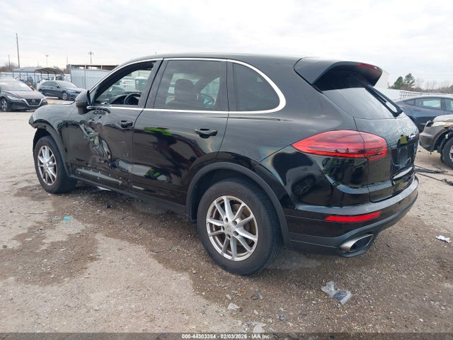 2016 PORSCHE CAYENNE WP1AA2A22GLA10078 Photo 2