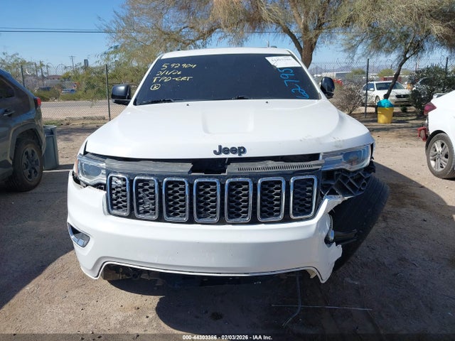 1C4RJFCG6HC627957 Jeep Grand Cherokee Overland 4x4