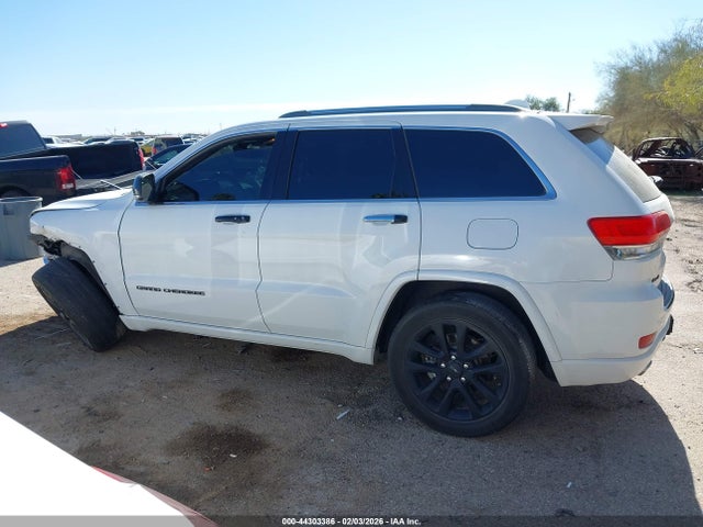 1C4RJFCG6HC627957 Jeep Grand Cherokee Overland 4x4