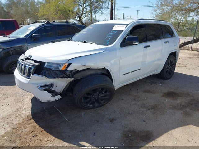 1C4RJFCG6HC627957 Jeep Grand Cherokee Overland 4x4