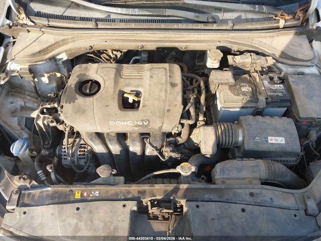 KMHD74LF3HU118824 Hyundai ELANTRA SE