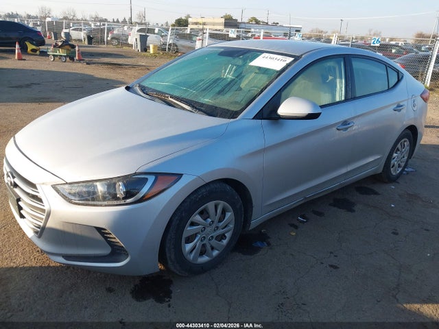 KMHD74LF3HU118824 Hyundai ELANTRA SE