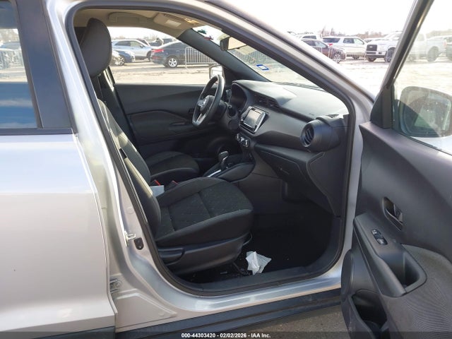 2019 NISSAN KICKS 3N1CP5CU8KL511842 Photo 4
