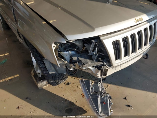 2004 Jeep Grand Cherokee Laredo მანქანა იყიდება აუქციონზე, vin: 1J4GW48SX4C352379, აუქციონის ნომერი: 44303424