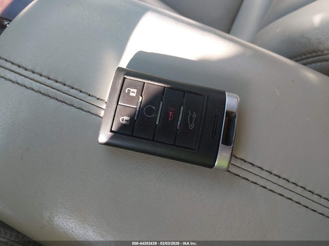 44303439 :رقم المزاد ، 2G61V5S38D9137406 vin ، 2013 Cadillac Xts Platinum مزاد بيع