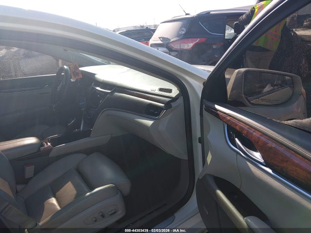 44303439 :رقم المزاد ، 2G61V5S38D9137406 vin ، 2013 Cadillac Xts Platinum مزاد بيع