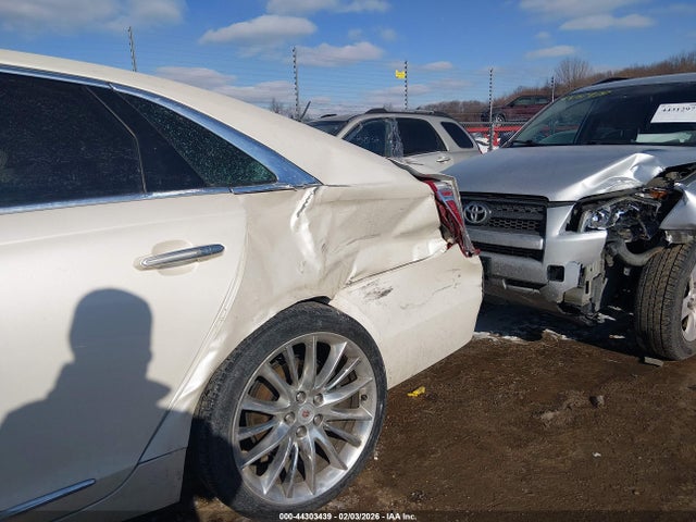 44303439 :رقم المزاد ، 2G61V5S38D9137406 vin ، 2013 Cadillac Xts Platinum مزاد بيع