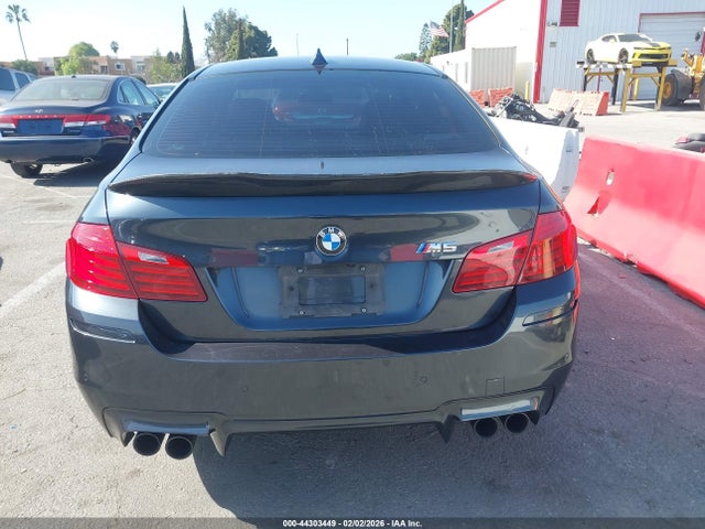 BMW M5 2014 WBSFV9C52ED097315 Image 16