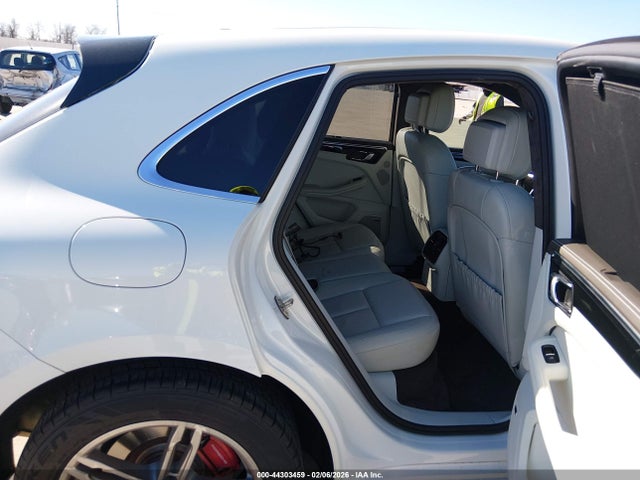 2016 PORSCHE MACAN WP1AF2A51GLB91511 Photo 7