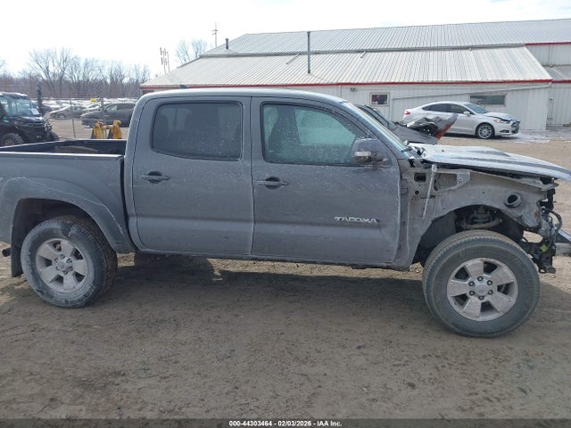 Toyota Tacoma Base V6 2015 3TMLU4EN4FM204268 Image 14
