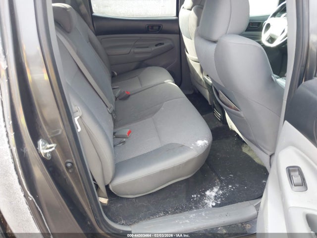 Toyota Tacoma Base V6 2015 3TMLU4EN4FM204268 Image 8