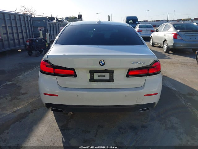 2021 Bmw 530e მანქანა იყიდება აუქციონზე, vin: WBA13AG08MCF44449, აუქციონის ნომერი: 44303520