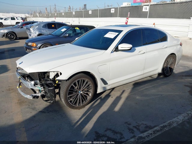 2021 Bmw 530e მანქანა იყიდება აუქციონზე, vin: WBA13AG08MCF44449, აუქციონის ნომერი: 44303520