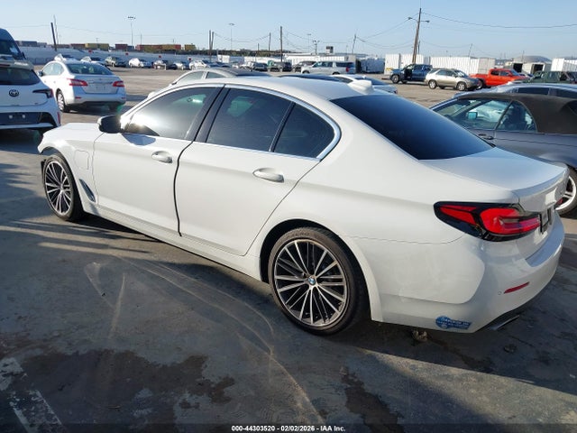 2021 Bmw 530e მანქანა იყიდება აუქციონზე, vin: WBA13AG08MCF44449, აუქციონის ნომერი: 44303520