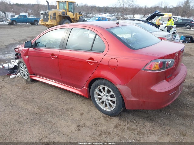 2011 MITSUBISHI LANCER JA32U2FU9BU000916 Photo 2