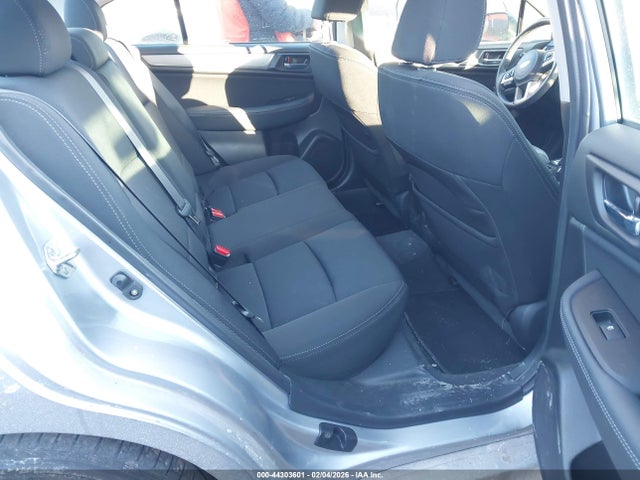 4S3BNAC65H3062200 Subaru Legacy 2.5i Premium