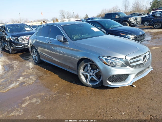 2016 MERCEDES-BENZ C 300 55SWF4KB1GU166150