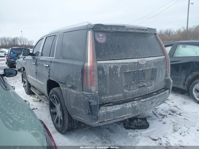 2015 CADILLAC ESCALADE 1GYS4NKJXFR666815 Photo 2